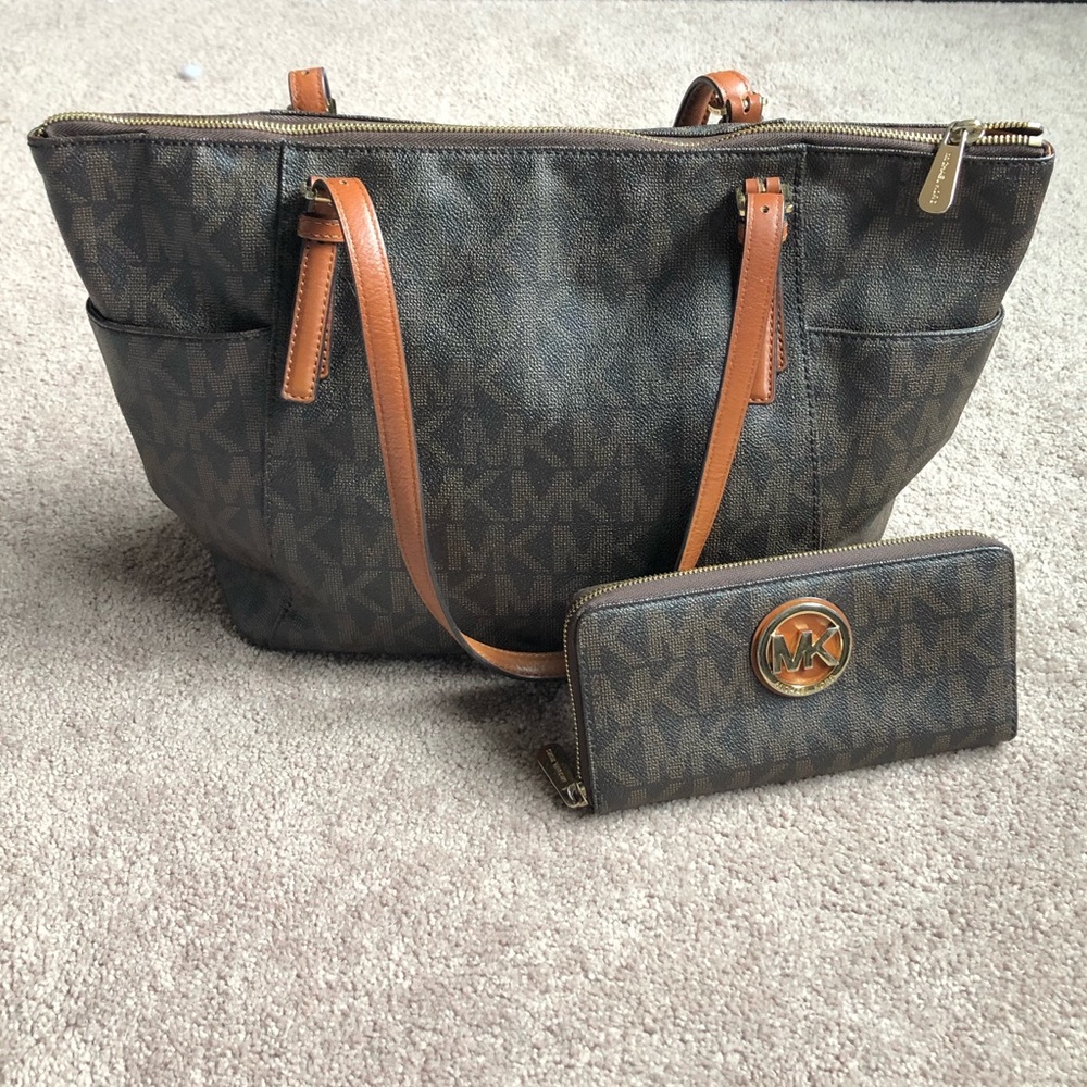 Michael Kors purse and wallet
